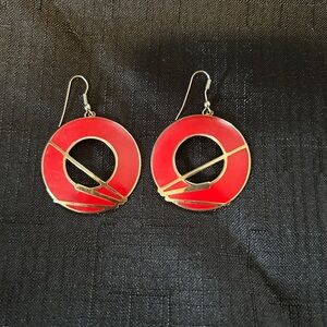 Chic Red and Gold Hoop Earrings